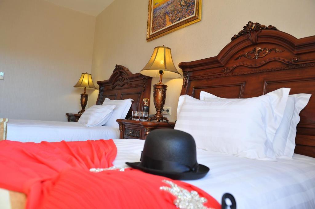 Park Hotel Στάρα Ζαγόρα Δωμάτιο φωτογραφία A bedroom at the hotel