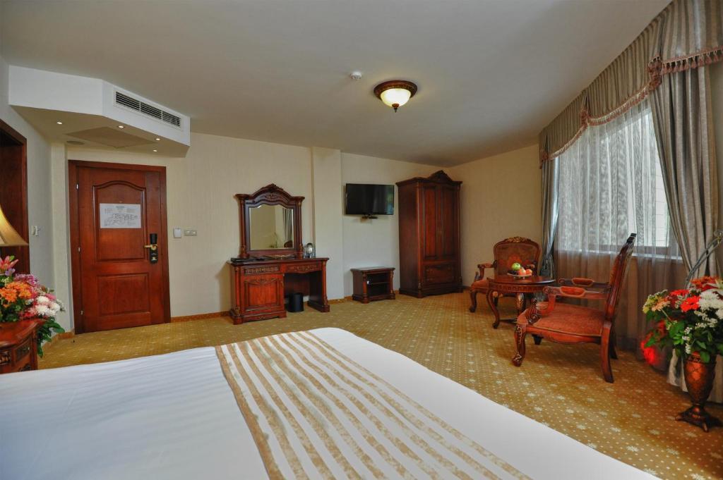 Park Hotel Στάρα Ζαγόρα Εξωτερικό φωτογραφία A room at the hotel