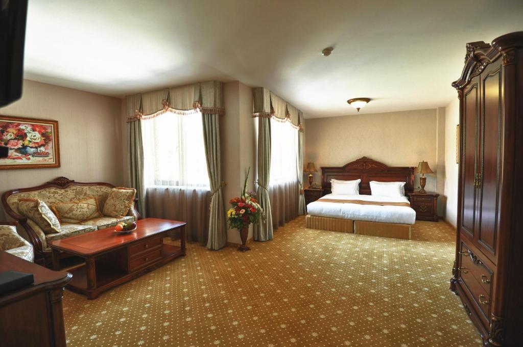 Park Hotel Στάρα Ζαγόρα Δωμάτιο φωτογραφία