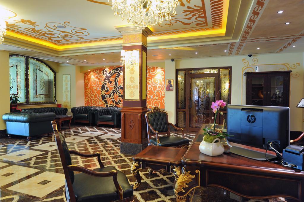 Park Hotel Στάρα Ζαγόρα Εξωτερικό φωτογραφία Lobby